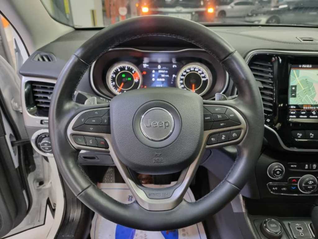 Jeep Cherokee - Vista 10