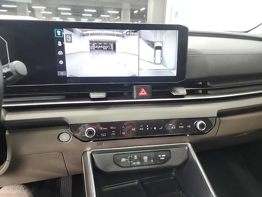 KIA Carnival - Vista 10