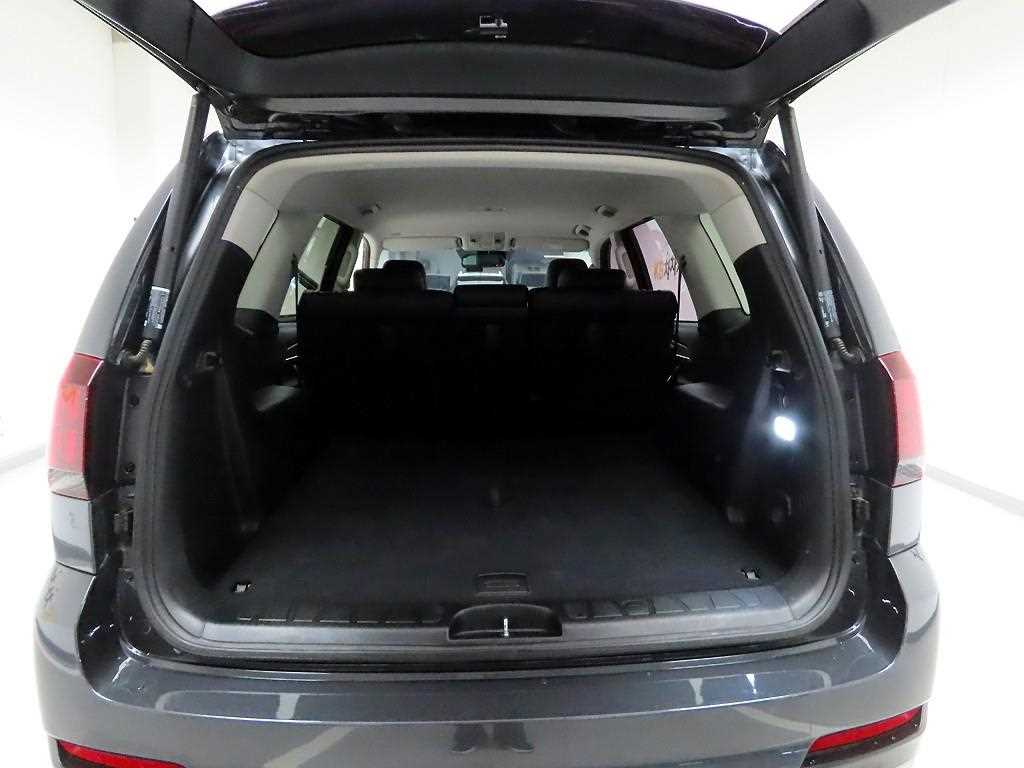 KIA Mohave - Vista 5