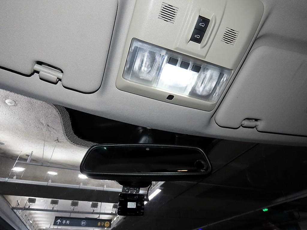 Land Rover Discovery 2014 Blanco - Importación desde Corea - HF Imports Iquique - Foto 15