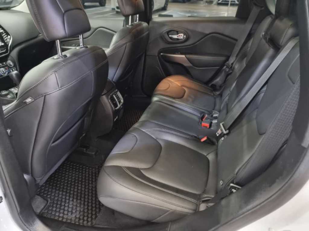 Jeep Cherokee - Vista 9