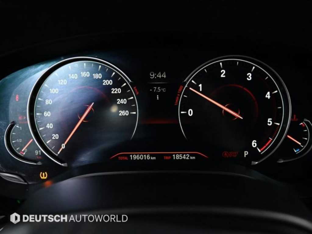 BMW 5 Series - Vista 9