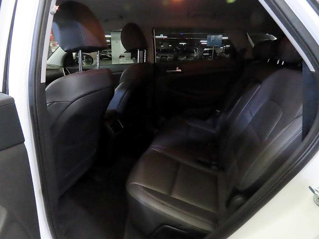 HYUNDAI Tucson - Vista 7
