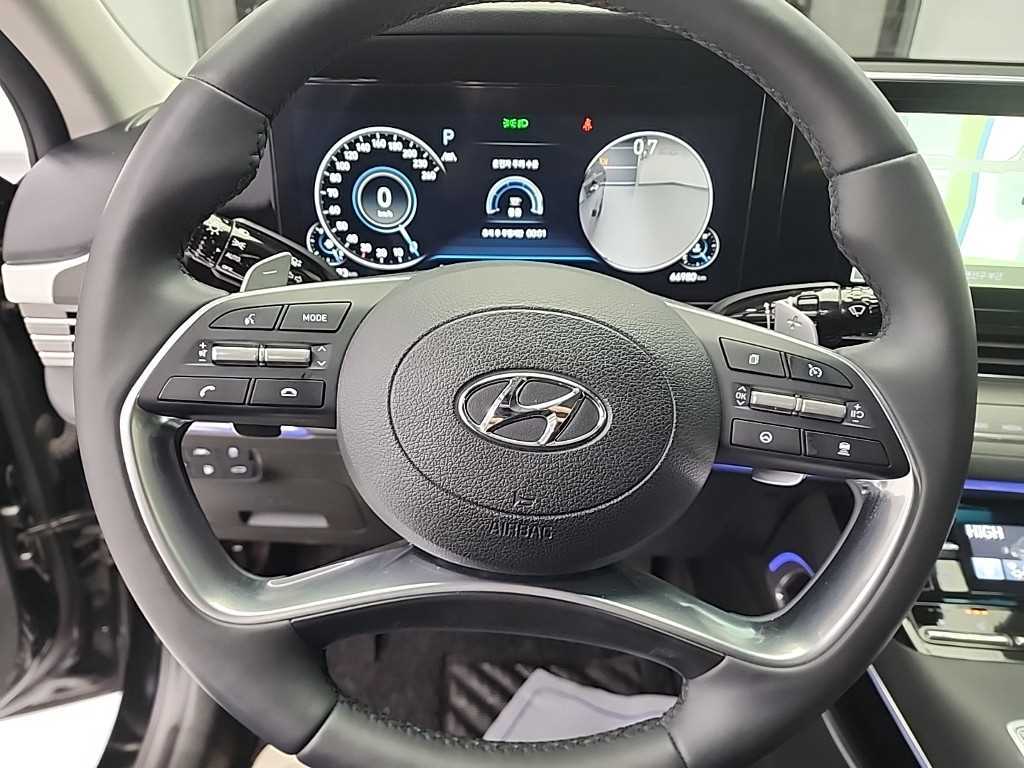 HYUNDAI Grandeur - Vista 9