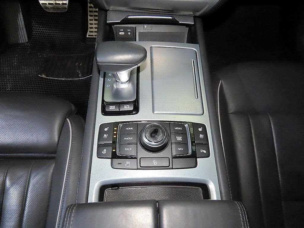 Genesis G80 - Vista 12