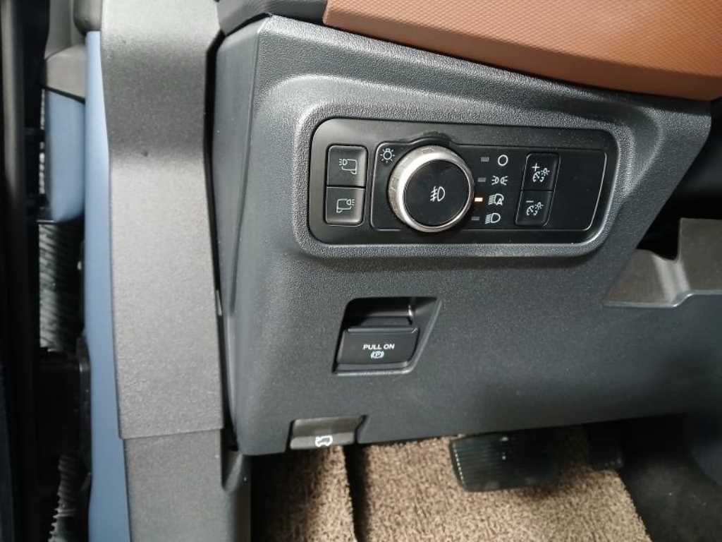 Ford Bronco 2024 skyblue - Importación desde Corea - HF Imports Iquique - Foto 16