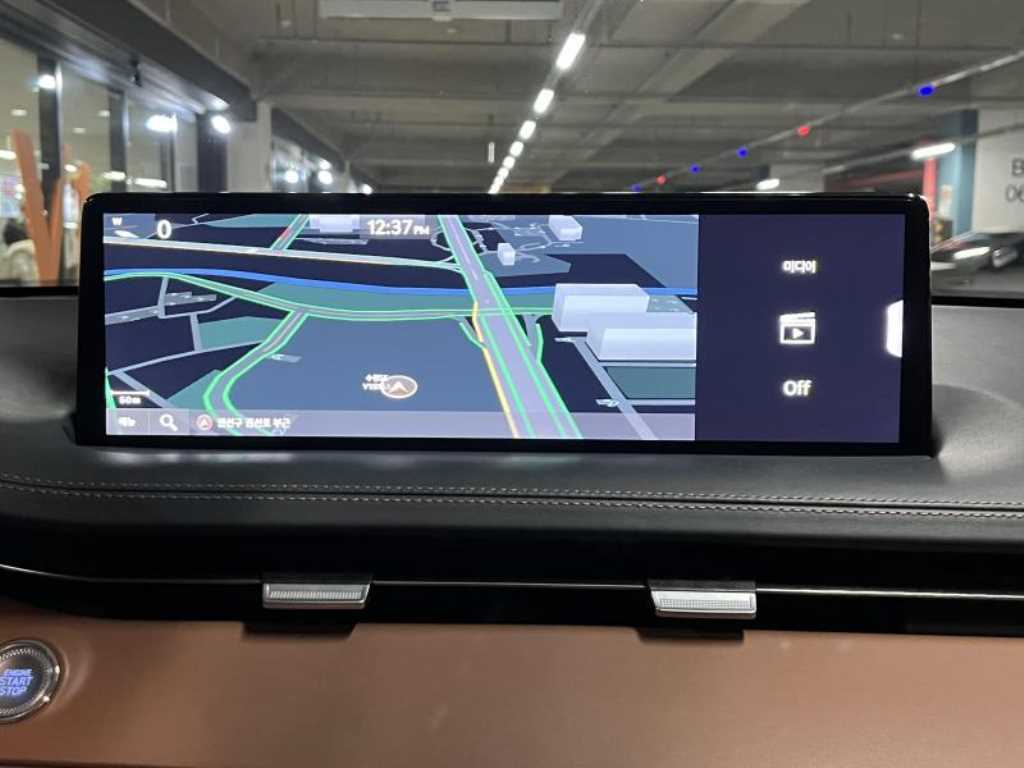 Genesis GV70 - Vista 10