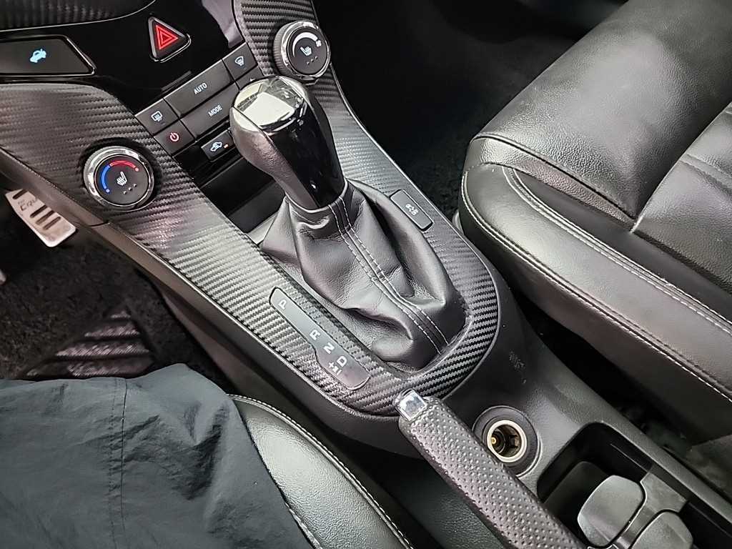 Chevrolet Cruise - Vista 7