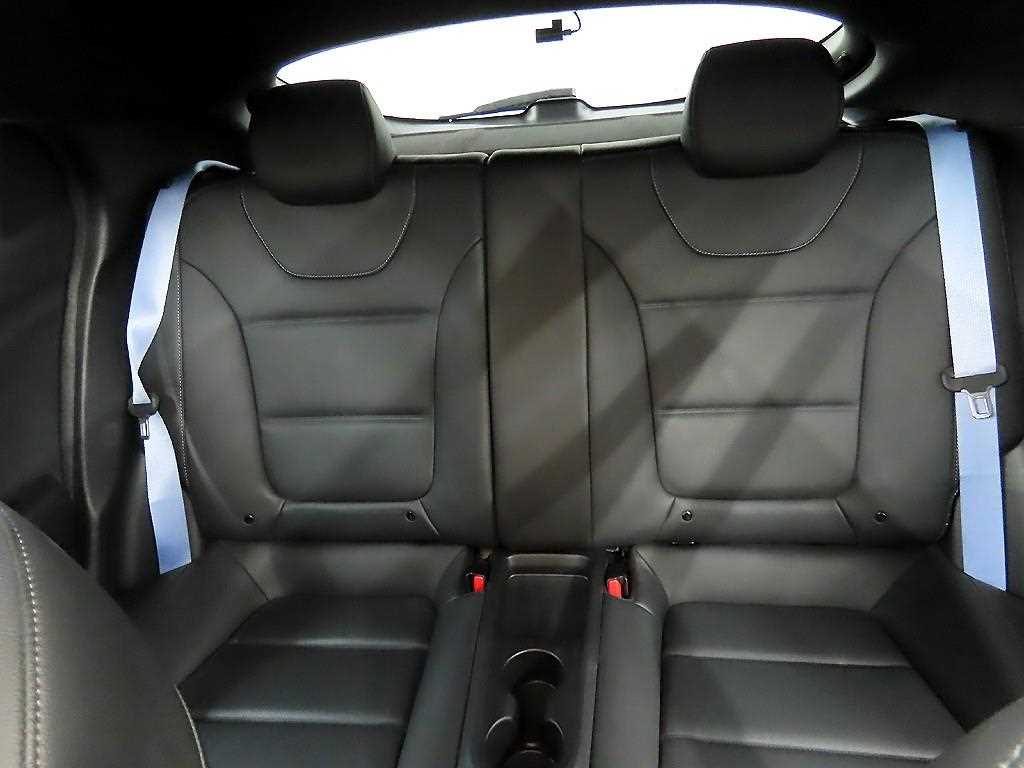 HYUNDAI Veloster - Vista 6