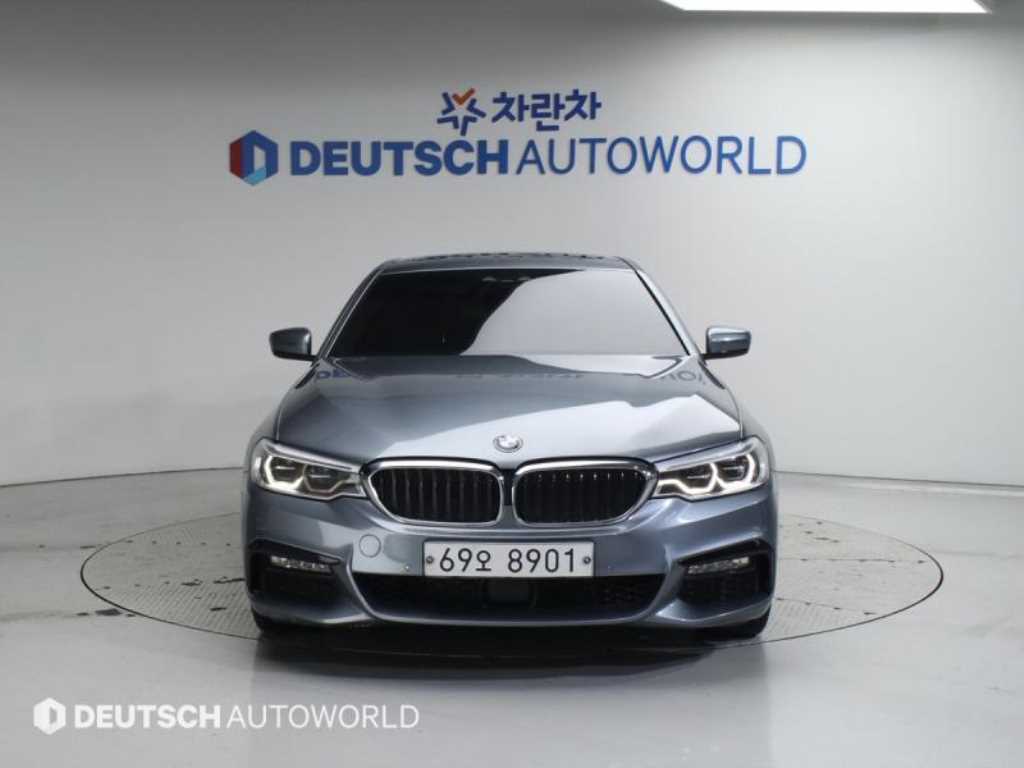 BMW 5 Series - Vista 4