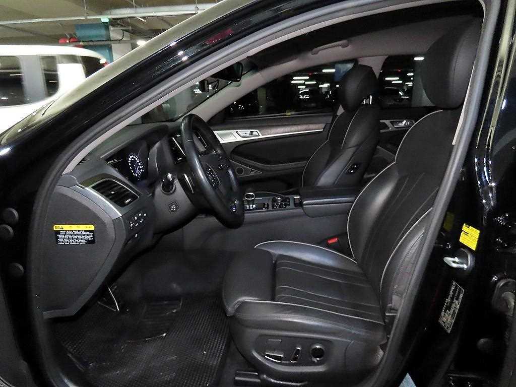 Genesis G80 - Vista 6