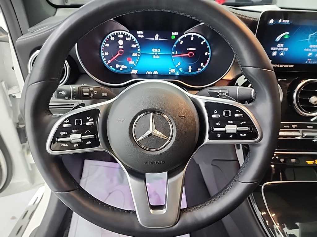 Mercedes Benz GLC Class - Vista 9