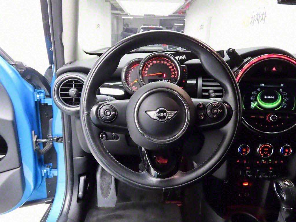 Mini Cooper - Vista 7