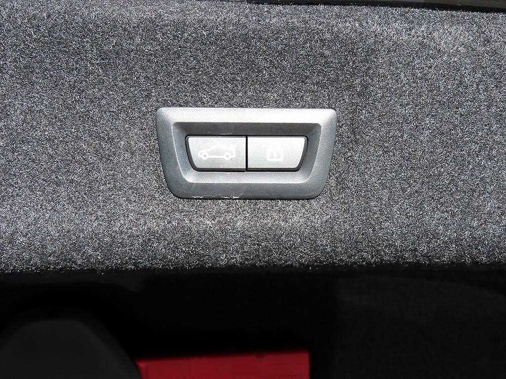 BMW 3 series 2021 Negro - Importación desde Corea - HF Imports Iquique - Foto 17