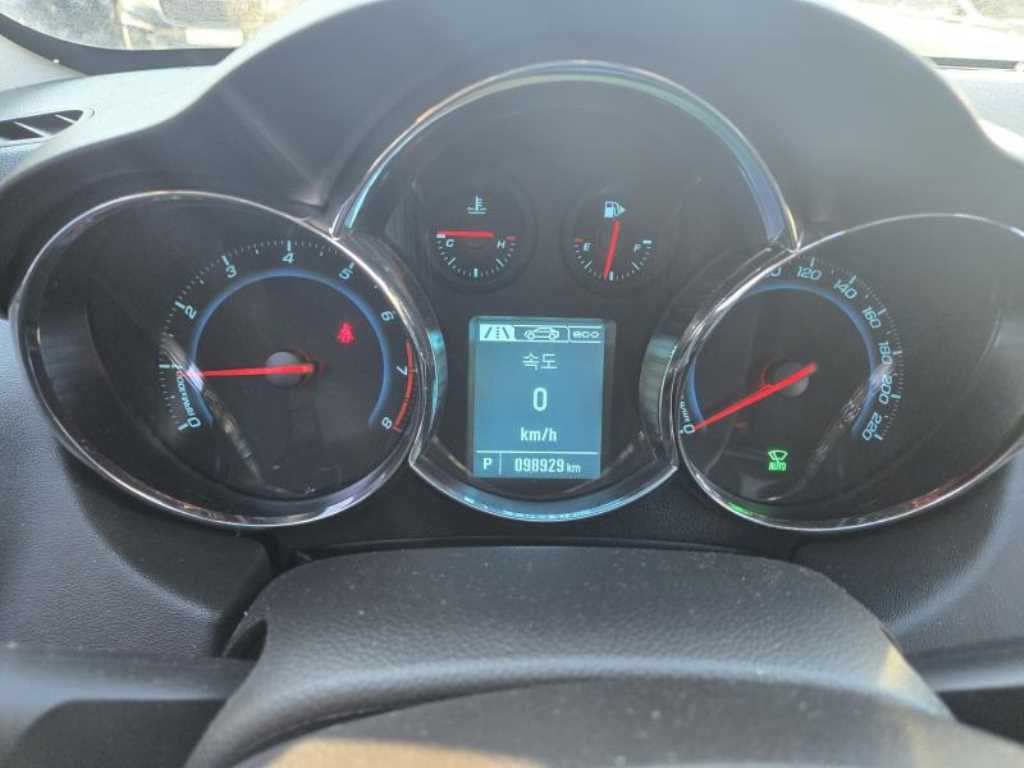 Chevrolet Cruise 2016 Negro - Importación desde Corea - HF Imports Iquique - Foto 20