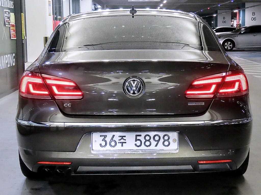 Volkswagen CC - Vista 5