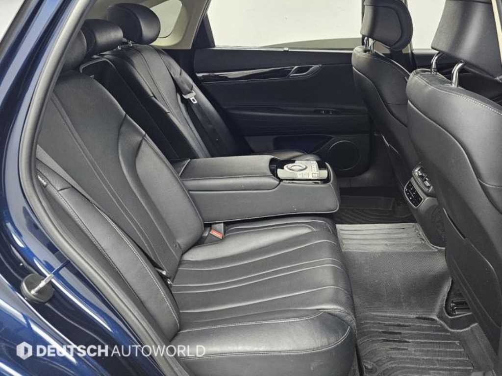 Genesis G80 - Vista 12