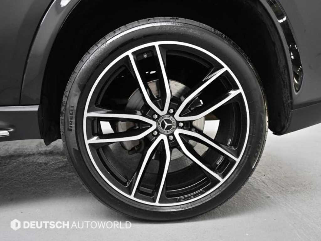 Mercedes Benz GLS Class - Vista 5