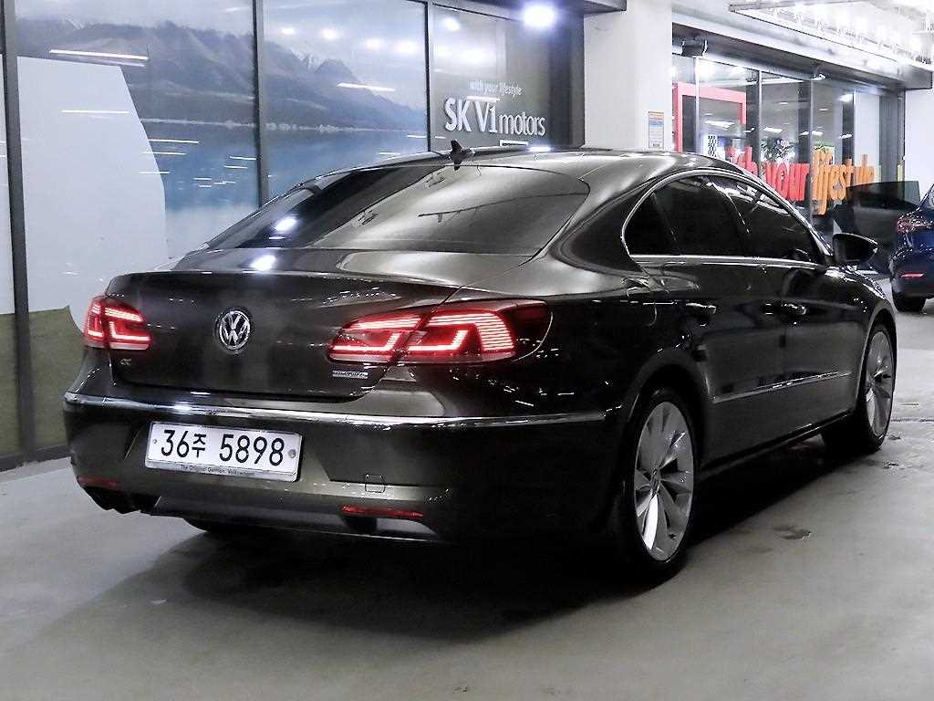 Volkswagen CC - Vista 4