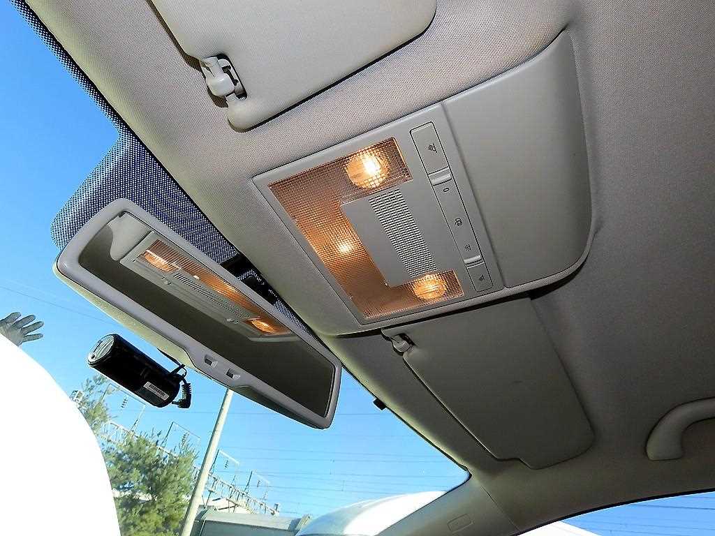 Volkswagen polo 2013 Blanco - Importación desde Corea - HF Imports Iquique - Foto 15