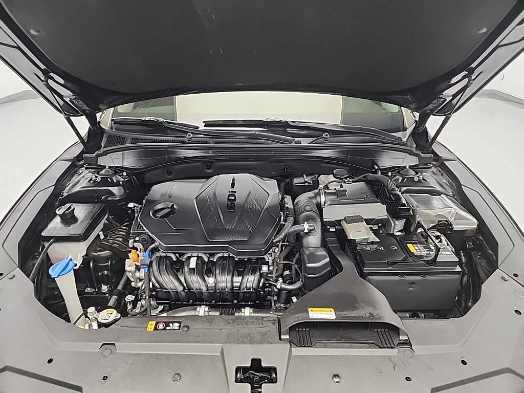 HYUNDAI Grandeur - Vista 5