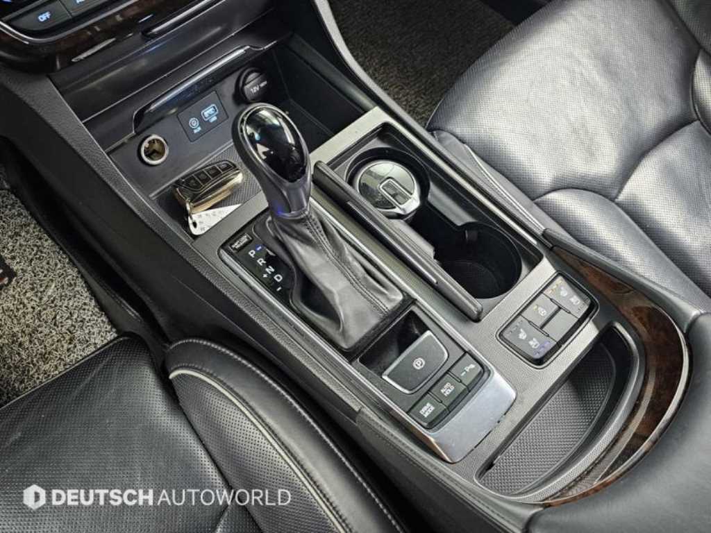 HYUNDAI Aslan - Vista 9