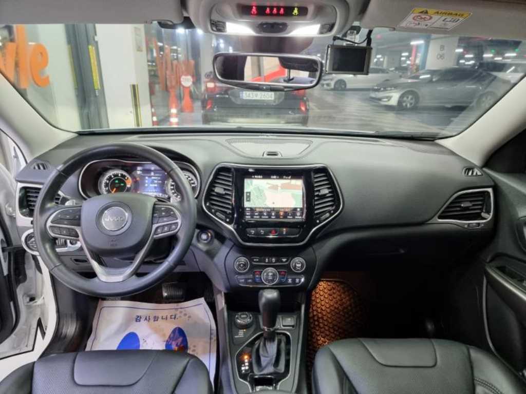 Jeep Cherokee - Vista 7