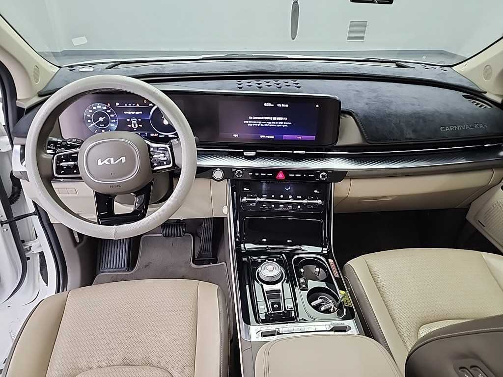 KIA Carnival - Vista 7