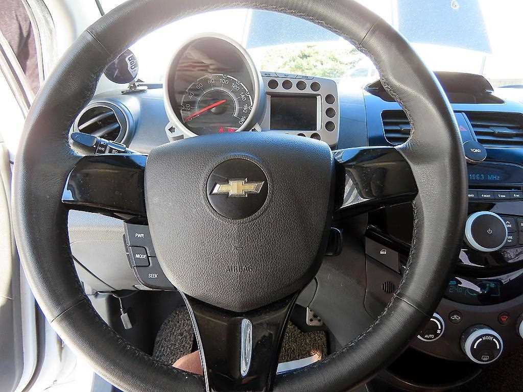 Chevrolet Spark - Vista 8