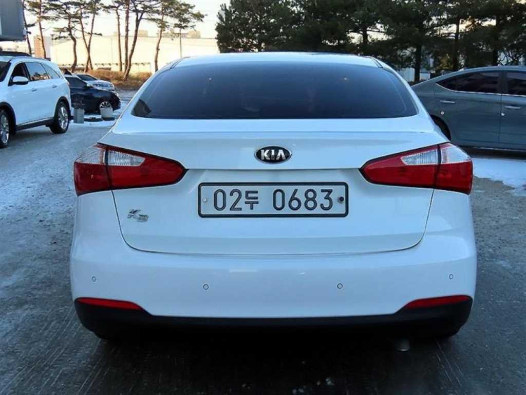 KIA K3 - Vista 4