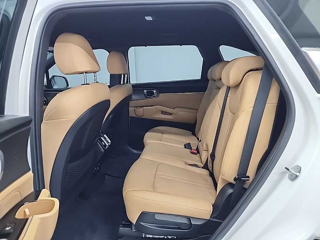 KIA Sorento - Vista 12