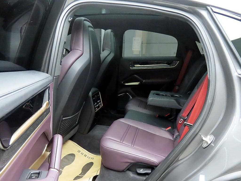 Porsche Cayenne - Vista 6