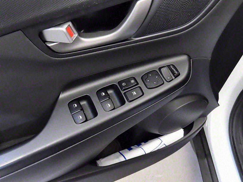 HYUNDAI Kona 2018 Blanco - Importación desde Corea - HF Imports Iquique - Foto 13