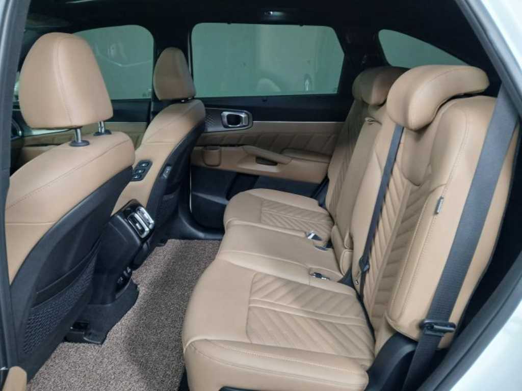 KIA Sorento - Vista 7