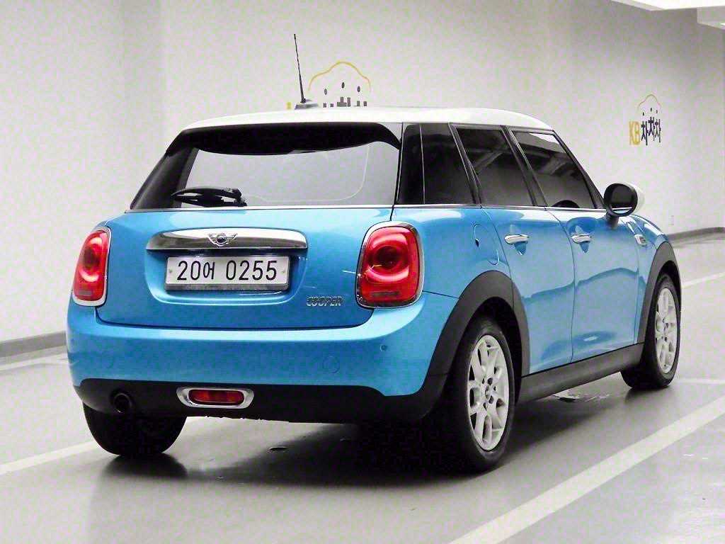 Mini Cooper - Vista 4