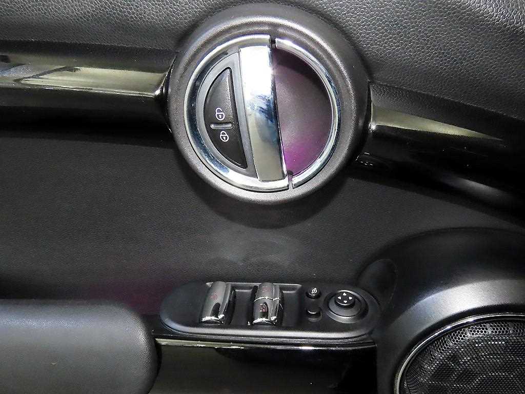 Mini Cooper Convertible 2018 - Importación desde Corea - HF Imports Iquique - Foto 16