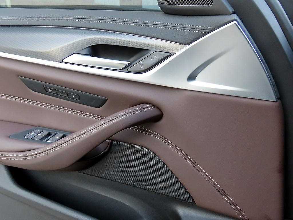 BMW 5 Series - Vista 12