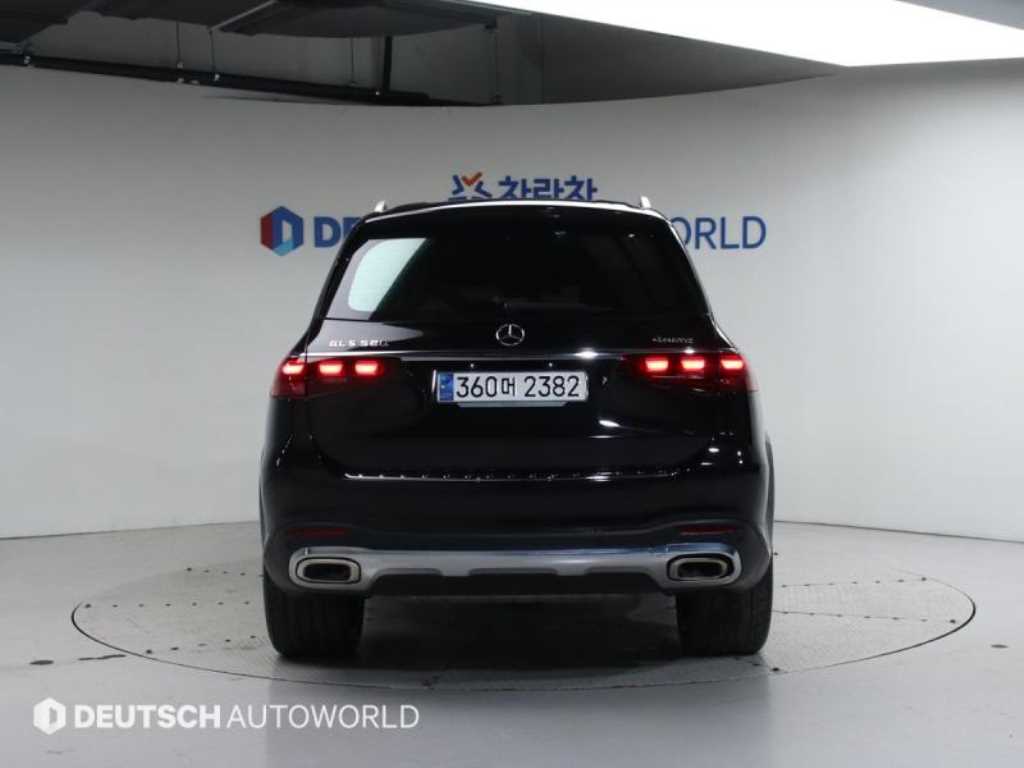 Mercedes Benz GLS Class - Vista 4