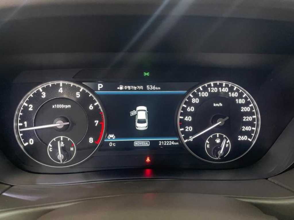 Genesis EQ900 - Vista 8