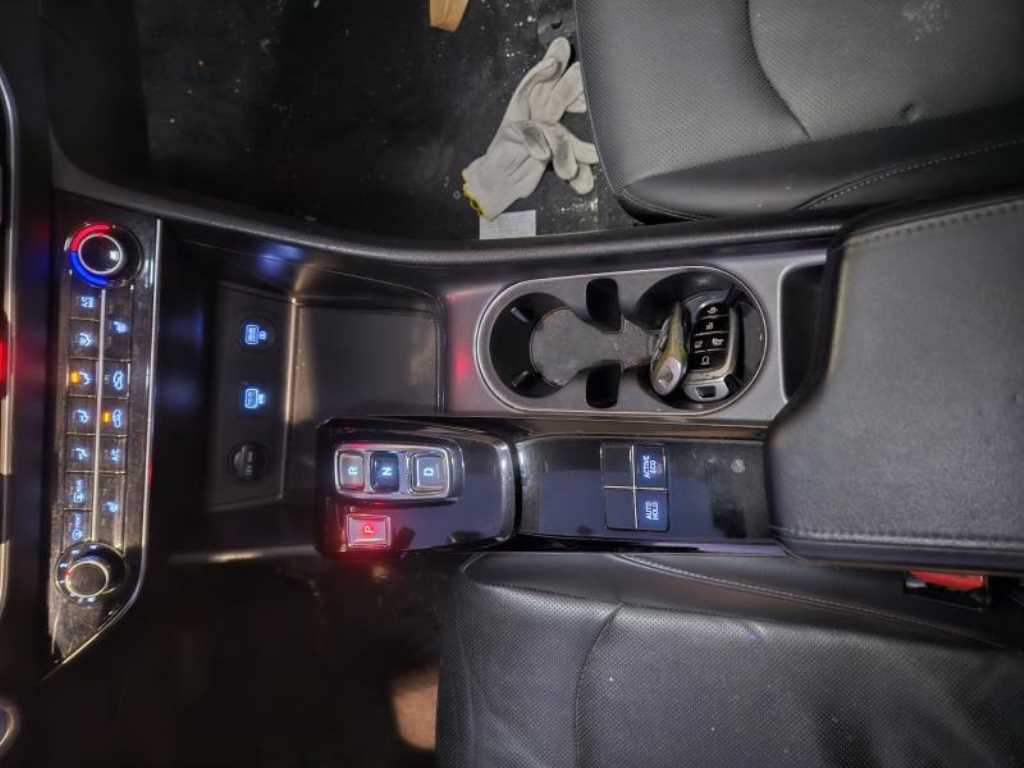 HYUNDAI Sonata - Vista 6