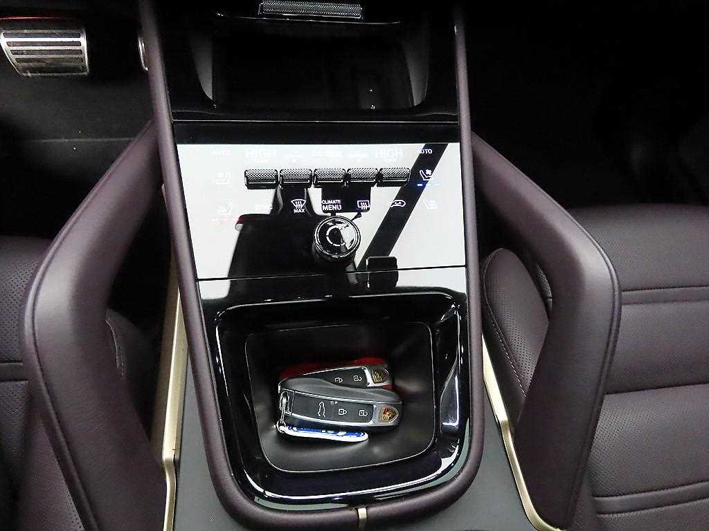 Porsche Cayenne - Vista 12