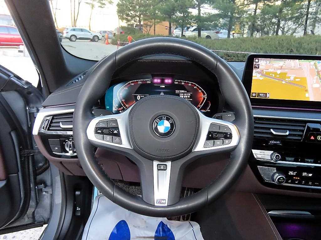 BMW 5 Series - Vista 8