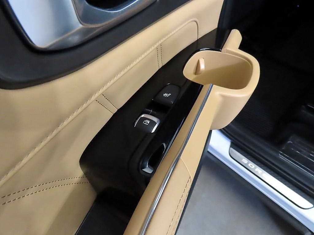 KIA Sorento 2023 Blanco - Importación desde Corea - HF Imports Iquique - Foto 13