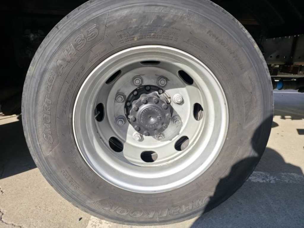 medium and large cargo Cargo - Vista 8