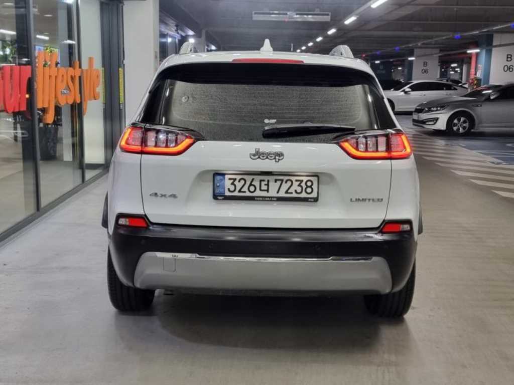 Jeep Cherokee - Vista 4