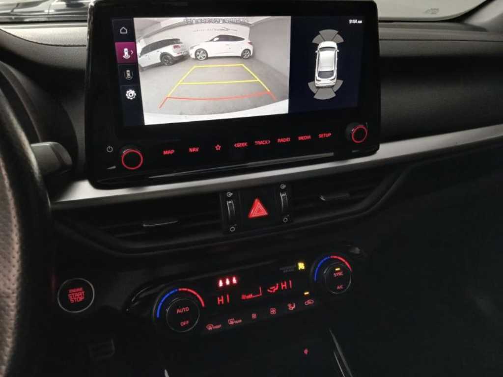 KIA K3 2022 Blanco - Importación desde Corea - HF Imports Iquique - Foto 14