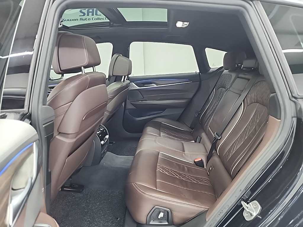 BMW Gran Turismo - Vista 12