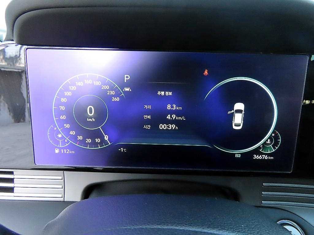 HYUNDAI Grandeur - Vista 9