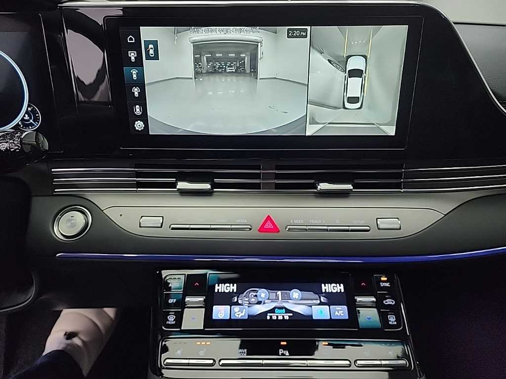 HYUNDAI Grandeur - Vista 10