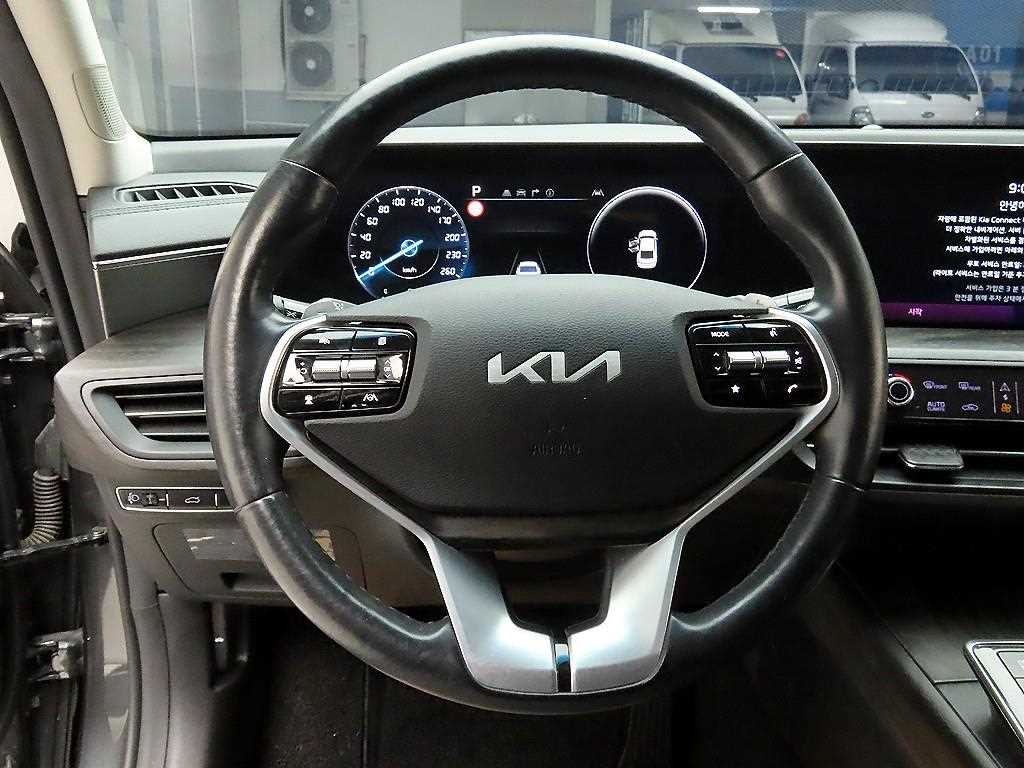 KIA K8 - Vista 6